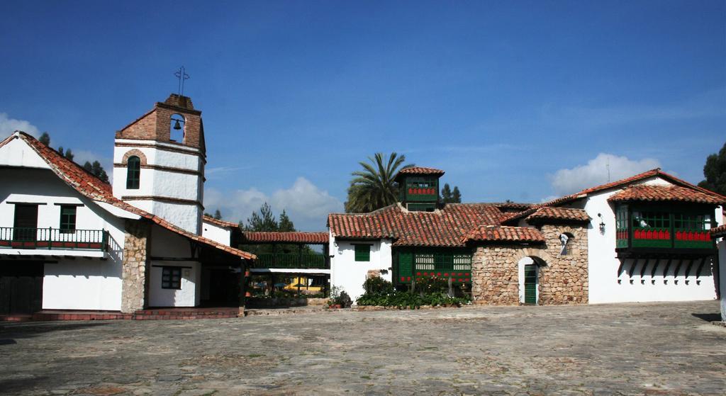 Hotel San Luis De Ucuenga Nobsa Eksteriør bilde